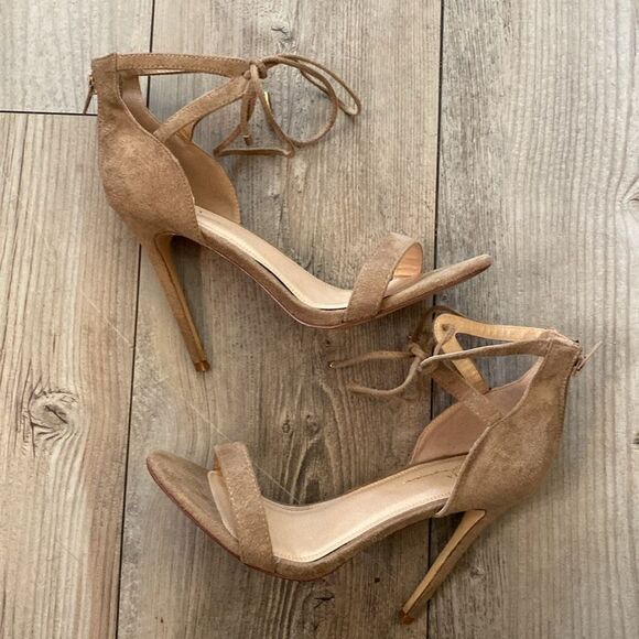 Size 10 Olivia Ferguson Stilettos Suede - Picture 2 of 7